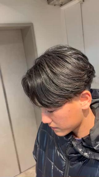 パーマ メンズ アキラ/渋谷/ ブリーチ/縮毛のヘアスタイル