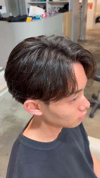 パーマ アキラ/渋谷/ ブリーチ/縮毛のヘアスタイル