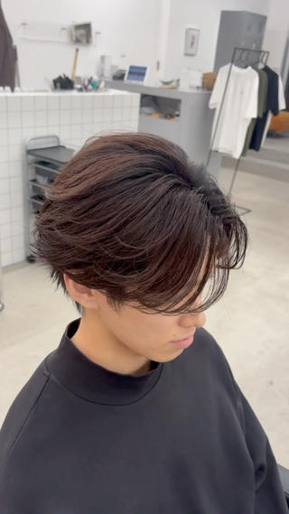 ショート なりたひろと / 波巻き/ツイスパのヘアスタイル