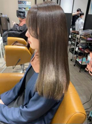 ロング パーマ 韓国風レイヤーカット 💎髪質改善"yuiのヘアスタイル