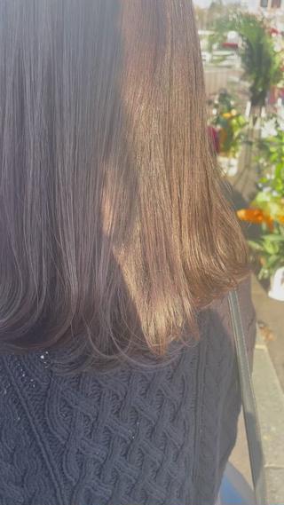 ミディアム lico 新札幌所属・Lilly リリィのヘアスタイル