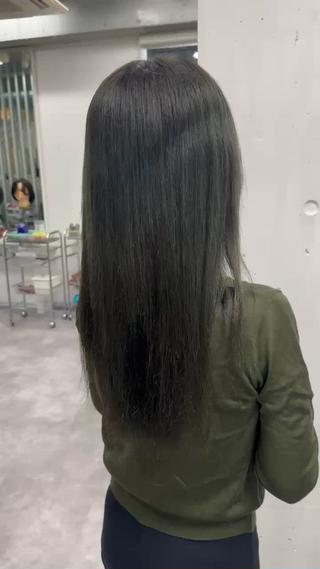 ブリーチなしワンカラーで理想に近い色味に仕上げます

【ブリーチ履歴あり】
【ワンカラー】
【全頭カラー】
 