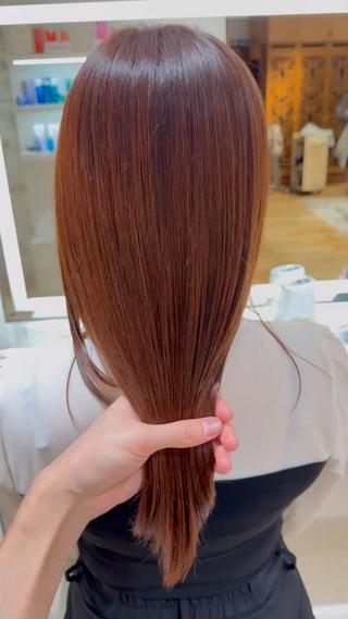 セミロング 透明感カラー🎨 田嶋翔真のヘアスタイル