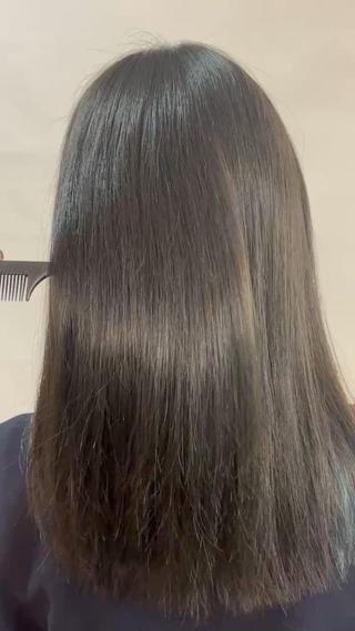 ロング カラー アリヤマ メイカのヘアスタイル