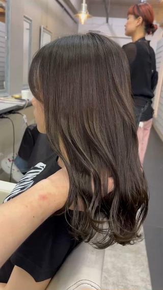 ミディアム カラー 柔らかいヘアカラー 大成のヘアスタイル