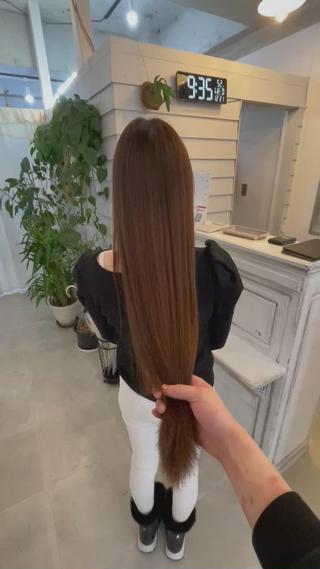 ロング 柔らかいヘアカラー 大成のヘアスタイル