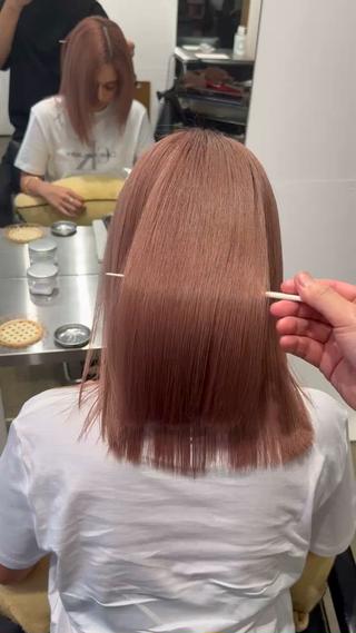 セミロング JUNYA 海外ガールヘアのヘアスタイル