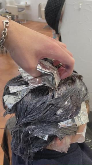 10枚だけのハイライトで
おしゃれなカラーになります 