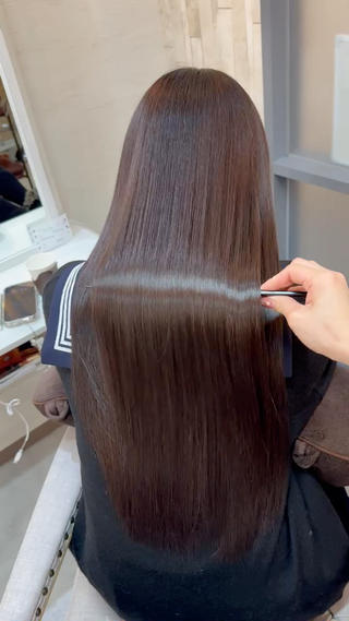 ロング 🖤ほのか/ツヤ髪 /髪質改善/縮毛矯正のヘアスタイル