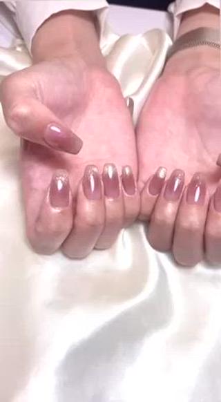 チークネイルにマグネットのグラデーション♡ 