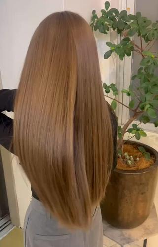 髪質改善トリートメントでサラツヤ️️️️ 