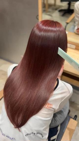 ホリスティック縮毛矯正で艶髪に