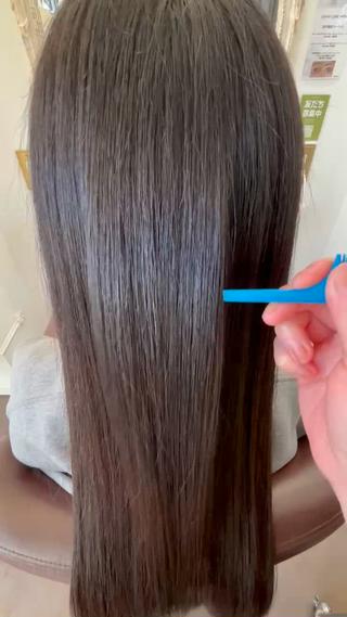 ロング Queen's gate 昭和palace所属・志村 梨帆のヘアスタイル