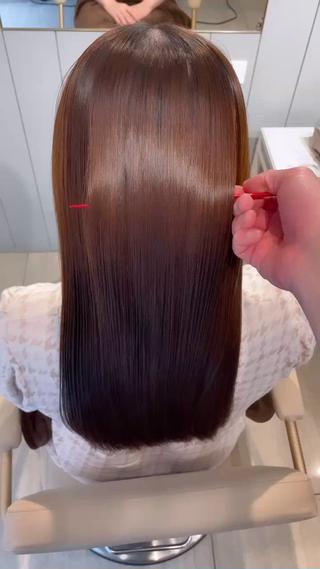 ロング 梅田縮毛矯正◻︎髪質 改善◻︎細見　了眞のヘアスタイル