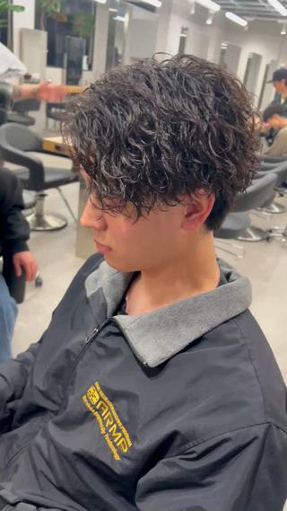 ショート カラー パーマ ヘアアレンジ メンズ 仕上がり満足度No. 1🔥BLUCK🔥のヘアスタイル