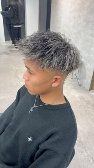 ショート カラー パーマ ヘアアレンジ メンズ 仕上がり満足度No. 1🔥BLUCK🔥のヘアスタイル