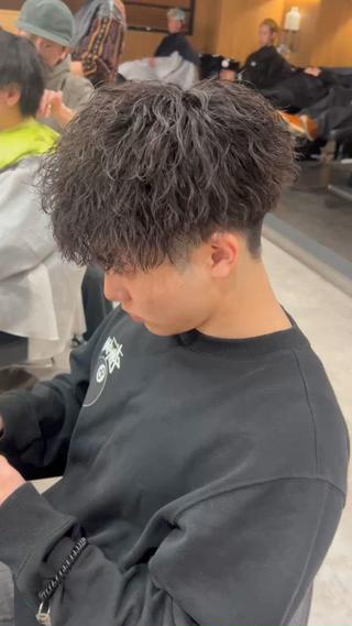 ショート カラー パーマ ヘアアレンジ メンズ 仕上がり満足度No. 1🔥BLUCK🔥のヘアスタイル