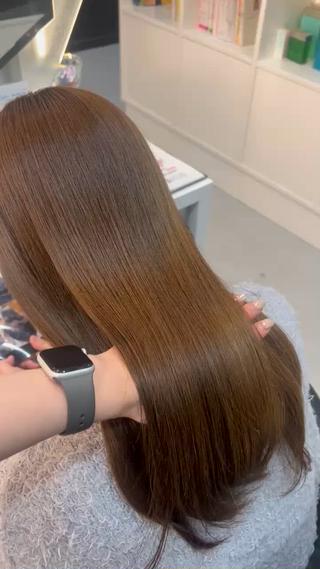 13レベルのオリーブベージュ
明るいトーンにしたい方髪質によってはワンカラーできます 