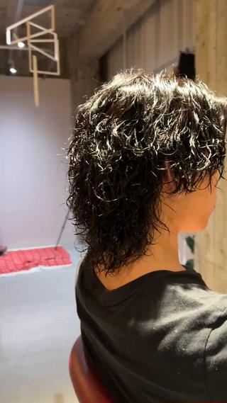 ショート パーマ 森田 鴻之介のヘアスタイル