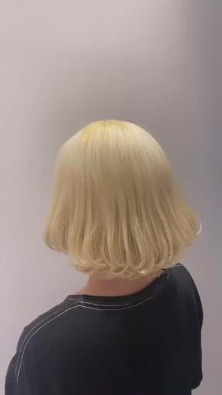 ミディアム カラー ベレーザ渋谷所属・🦋ハイトーン・髪質 改善🦋成嶋 朋希のヘアスタイル