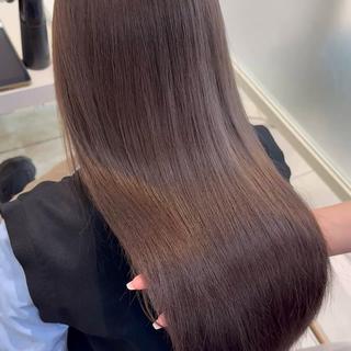 ロング カラー 似合わせレイヤー/ 透明感カラーのヘアスタイル