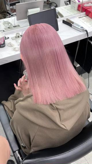 ミディアム カラー SALOWIN新宿三丁目EAST6F所属・糸川 伸樹のヘアスタイル