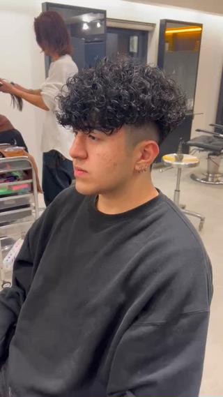 パーマ メンズ fifth神宮前 HIN★T★のヘアスタイル