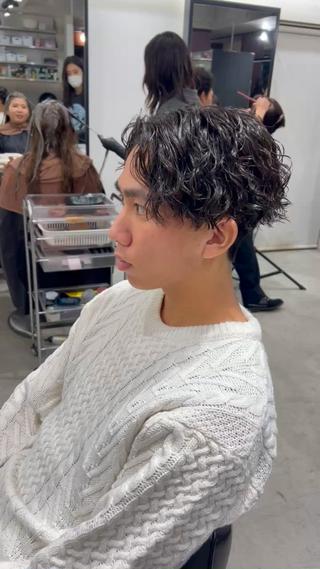 パーマ メンズ fifth神宮前 HIN★T★のヘアスタイル