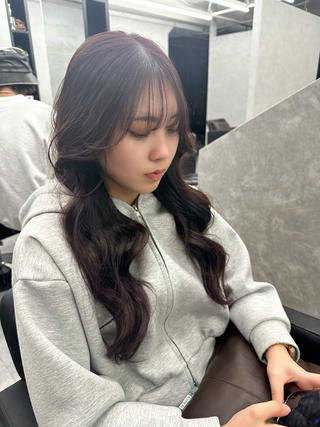 ロング 平田 七海のヘアスタイル