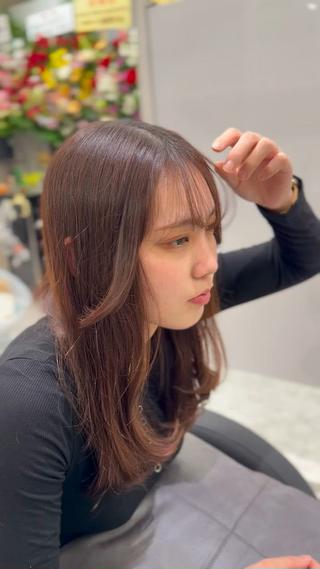 ロング 平田 七海のヘアスタイル