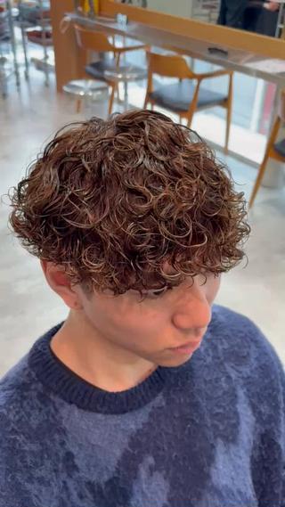 パーマ メンズ is by fifth所属・fifth 清水睦月のヘアスタイル