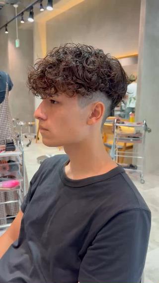 パーマ メンズ is by fifth所属・fifth 清水睦月のヘアスタイル