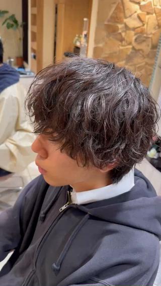 ショート カラー パーマ ヘアアレンジ メンズ メンズパーマ何でも屋 /新宿/石見のヘアスタイル