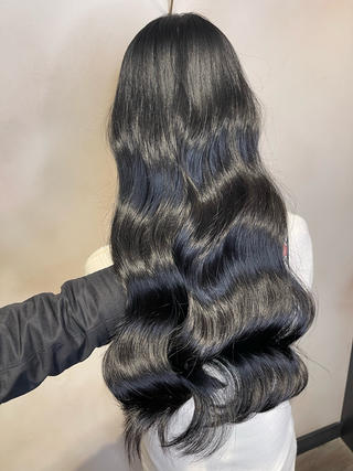 ブルーブラック

動画で分かる
加工じゃないツヤ 