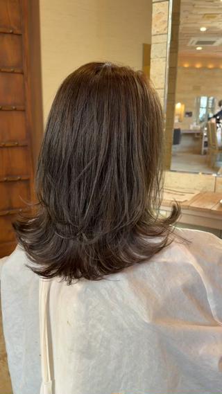 くびれカット×水光カラー

#水光感 #くすみベージュ #オリーブベージュ #アッシュベージュ #くびれカット #くびれヘア 