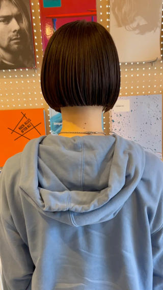 ショート カラー Loom.所属・村上雅人 ナチュラルモードのヘアスタイル