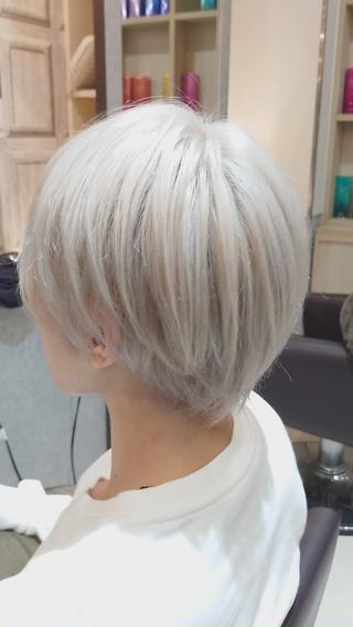 カラー メンズ ショート F.hair salon所属・ハイトーン×髪質改善 🌈しゅんだい🌈のヘアスタイル