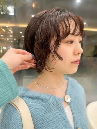 毛先の方にくりっと、柔らかいボブパーマ 