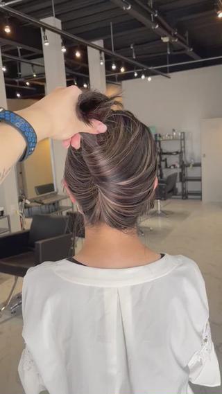 ミディアム カラー ヘアアレンジ アンドウ ユウ/ レイヤーカット/韓国のヘアスタイル