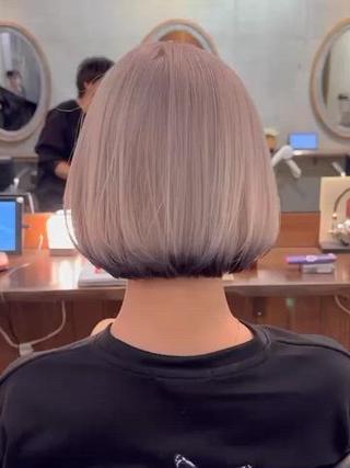 ホワイトベージュのブラックエンド

#ブリーチカラー　#ホワイトカラー　#ケアブリーチ
#ブリーチ 