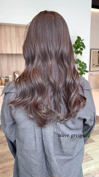 透明感たっぷりolive greige 