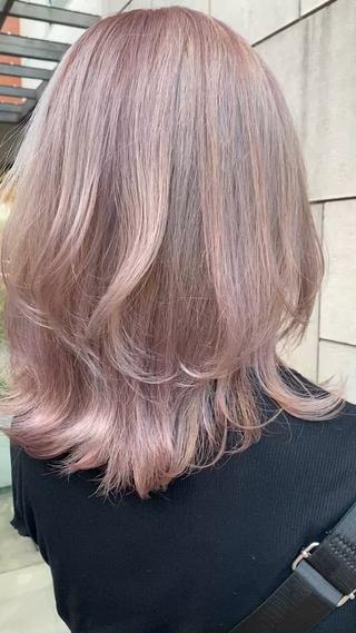 ホワイトピンクカラー♡ 