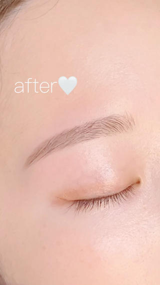 アイブロウスタイリング
型取り〜仕上げ眉メイクまで

ご参考にお願いします 