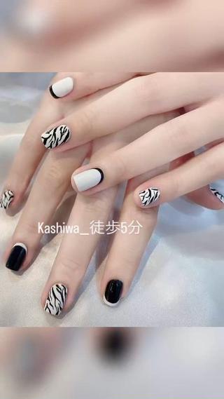 ネイル Queen Nail 柏店　クイーンネイルのネイルデザイン
