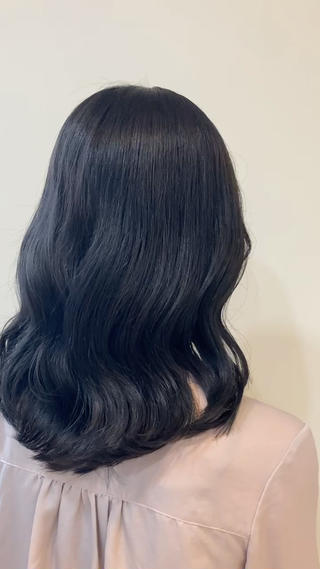 ブルーブラック

就活、研修、実習にぴったりのカラーです 