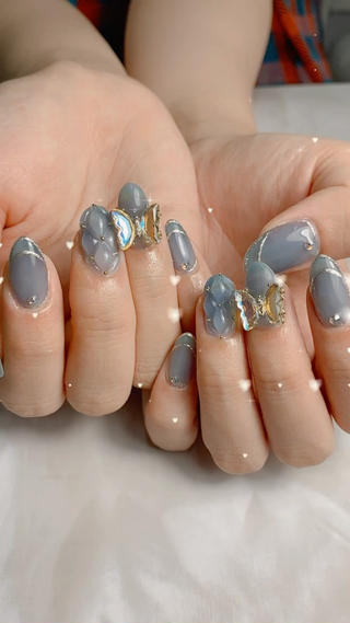 ネイル マツエク・マツパ GRANDE大須 栄/店長 aki🌙のネイルデザイン