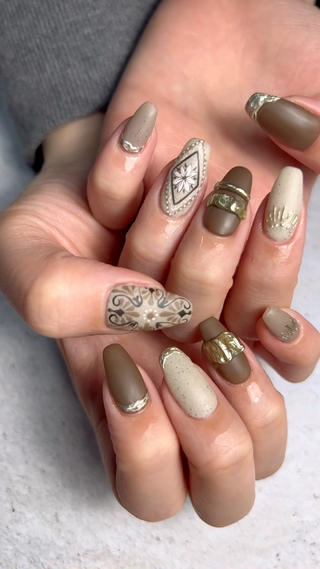 ネイル GRANDE大須 栄/店長 aki🌙のネイルデザイン