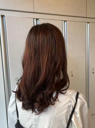 ミディアム Iris by artina 武蔵小杉店【イリス バイ アルティナ】所属・🎼レイヤー/顔周り カット/nene♬のヘアスタイル