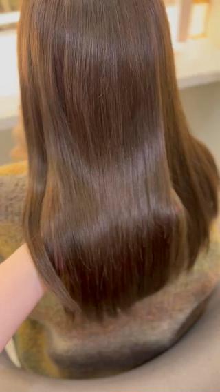 ロング カラー Iris by artina 武蔵小杉店【イリス バイ アルティナ】所属・🎼レイヤー/顔周り カット/nene♬のヘアスタイル