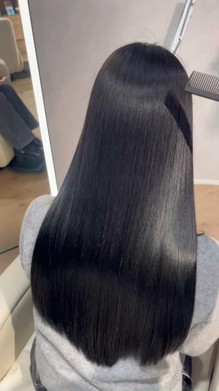 BLUE BLACK
髪質改善カラー️️ 